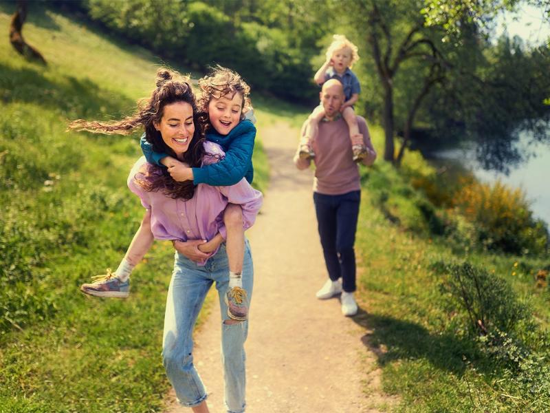 Wandel of fiets door de natuur en laat je zintuigen prikkelen